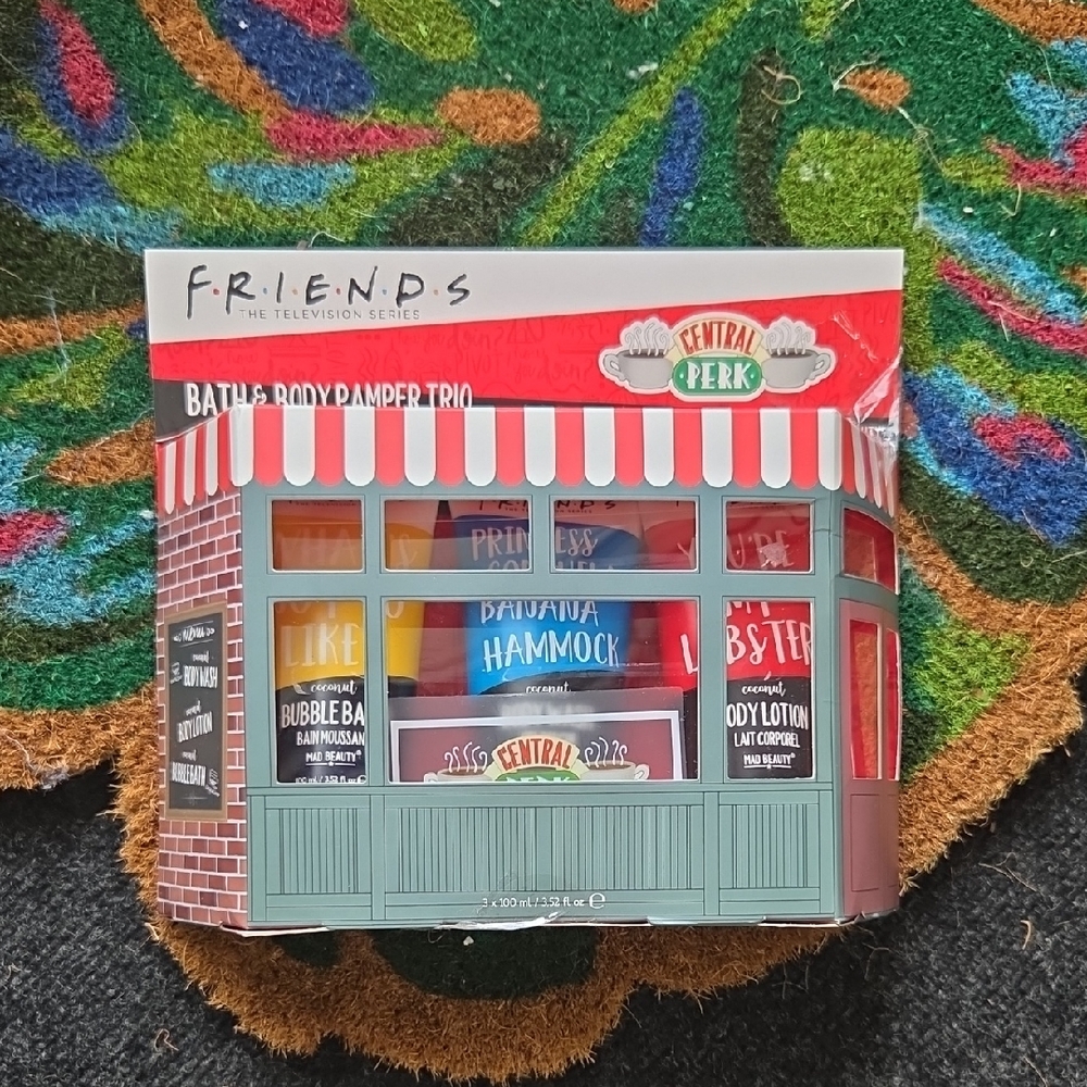 FRIENDS Red and Gray Toy Building Playset
